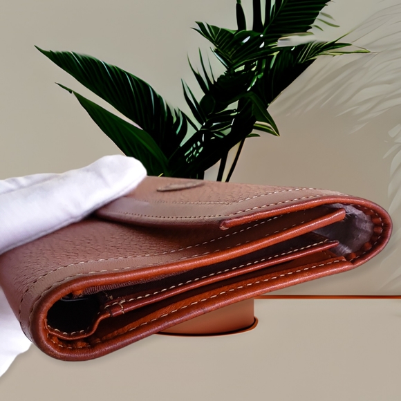 💯 Vintage Dooney & Bourke Trifold Wallet - Picture 9 of 10